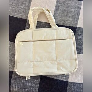 Cream Quilted Toiletry/Jewelry Bag